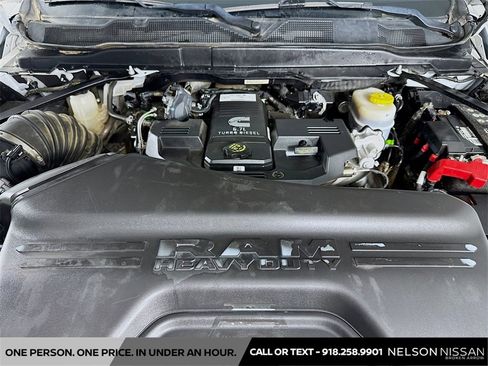 Used 2022 RAM 3500 Laramie image 31