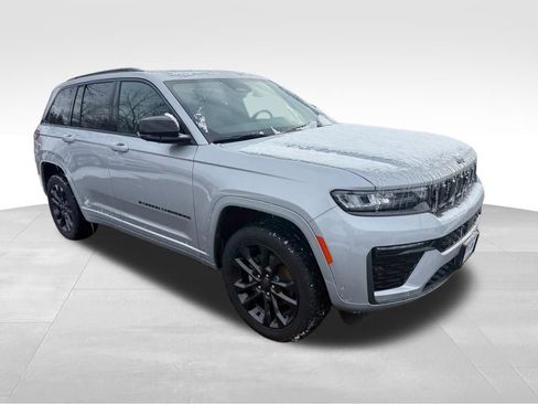 New 2026 Jeep Grand Cherokee Limited AWD/4WD image 8
