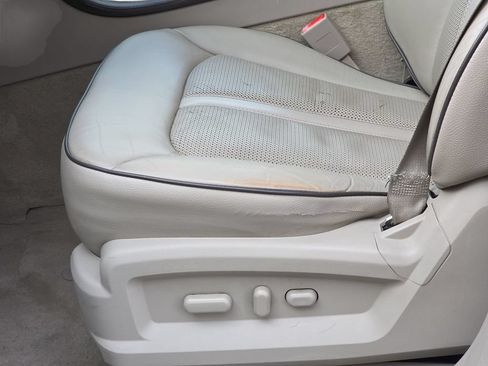 Used 2014 Lincoln MKX AWD w/ Equipment Group 102A image 30