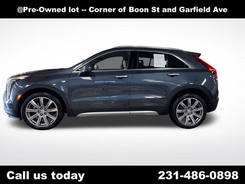 Used 2019 Cadillac XT4 Premium Luxury w/ Technology Package AWD/4WD image 2