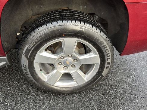 Used 2019 Chevrolet Tahoe LT w/ Luxury Package image 33