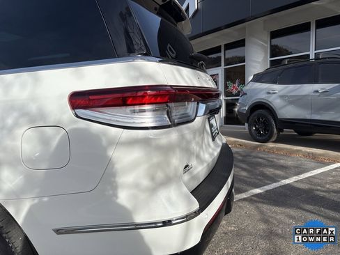 Used 2024 Lincoln Navigator Reserve image 13