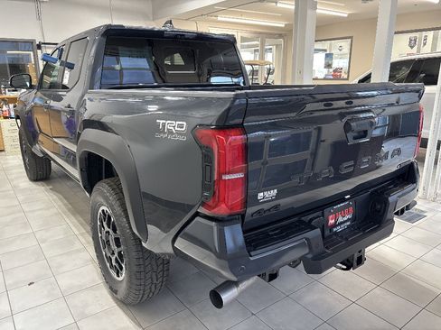 New 2026 Toyota Tacoma TRD Off-Road AWD/4WD image 2