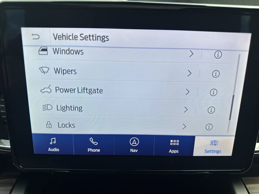 Used 2020 Ford Explorer Limited AWD/4WD image 33
