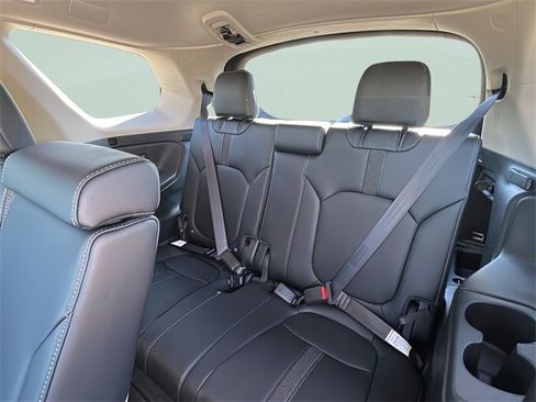 New 2025 Honda Pilot EX-L image 15