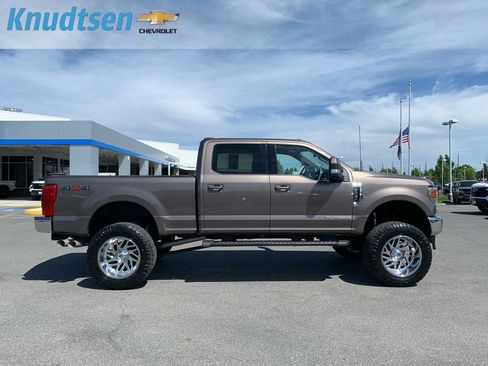 Used 2022 Ford F250 Lariat w/ Lariat Value Package AWD/4WD image 8