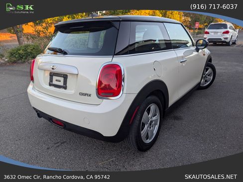Used 2014 MINI Cooper 2-Door Hardtop FWD image 11