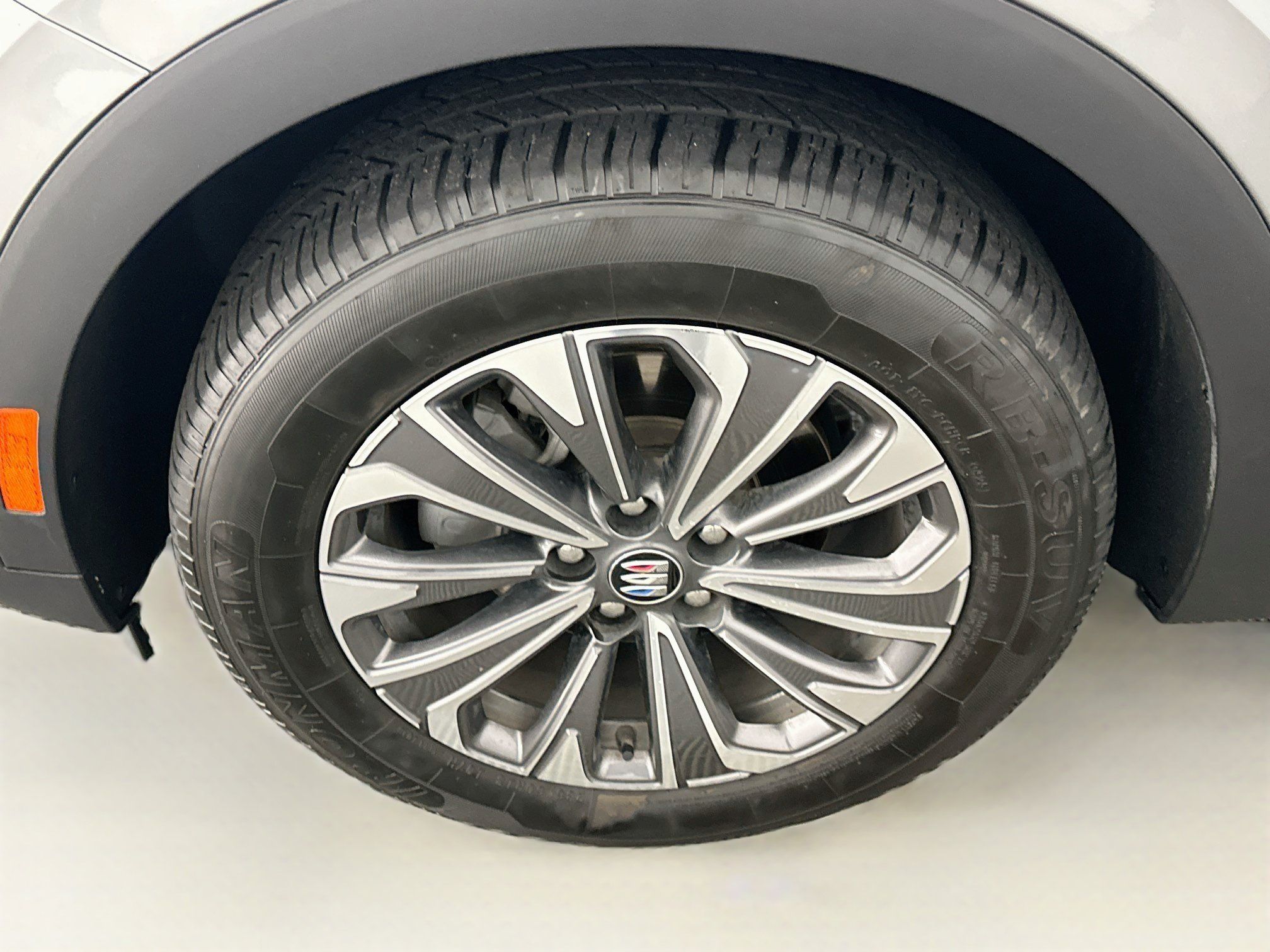 Used 2024 Buick Envision Preferred AWD/4WD image 11