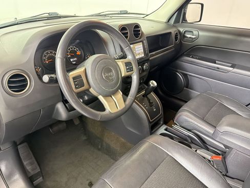 Used 2016 Jeep Patriot 75th Anniversary w/ Power Value Group image 4