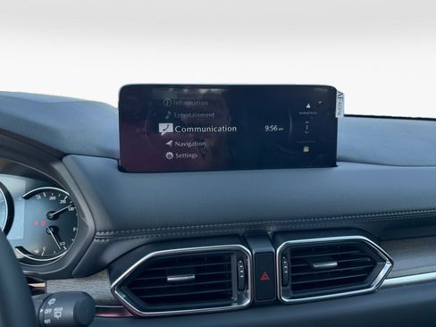 New 2025 MAZDA CX-5 Signature image 16