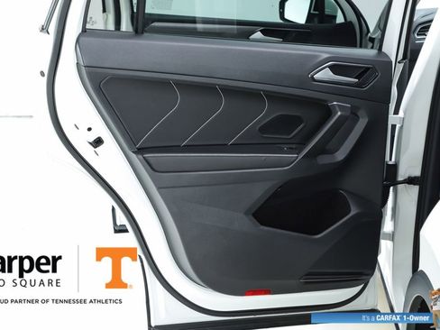 Used 2022 Volkswagen Tiguan SE w/ Panoramic Sunroof Package AWD/4WD image 56