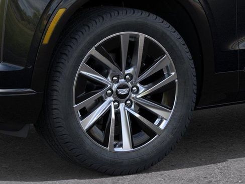 New 2026 Cadillac Vistiq Luxury w/ LPO, Floor Liner Package AWD/4WD image 9