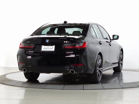 Used 2023 BMW 330i xDrive Sedan w/ Convenience Package image 11