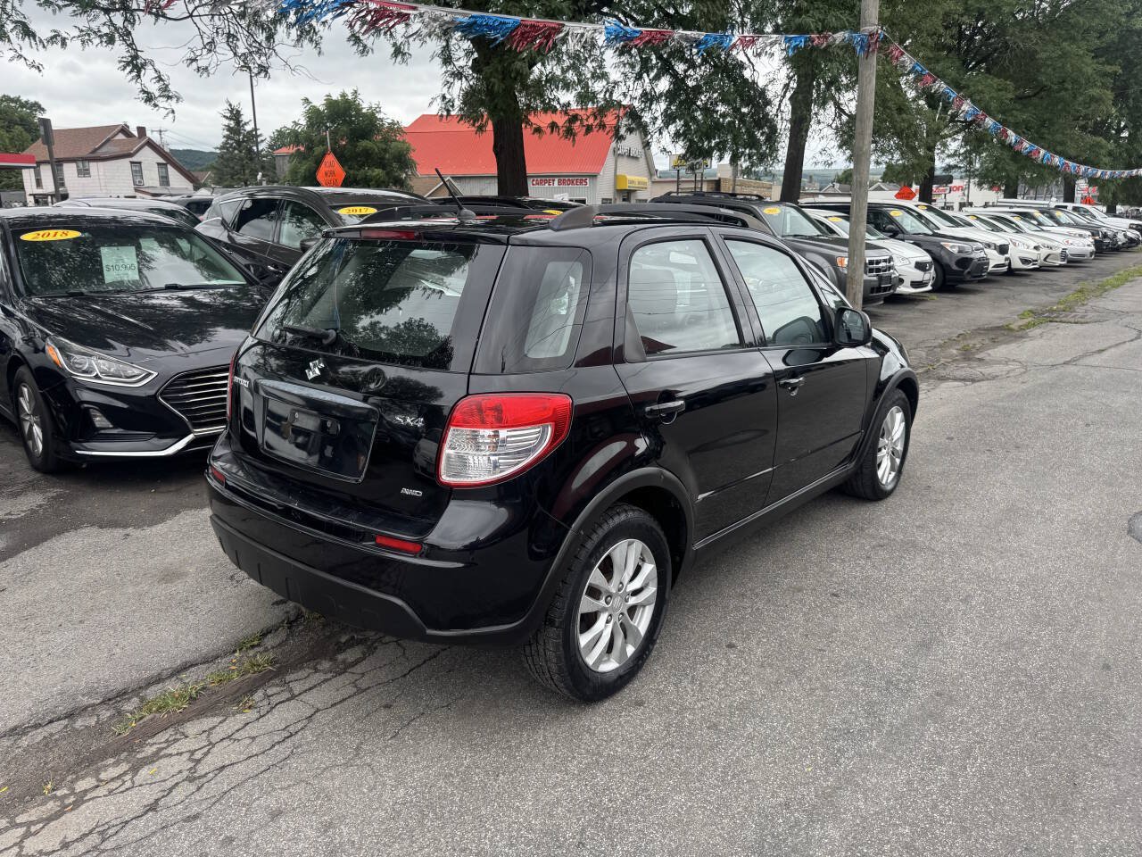 Used 2013 Suzuki SX4 AWD Hatchback image 7