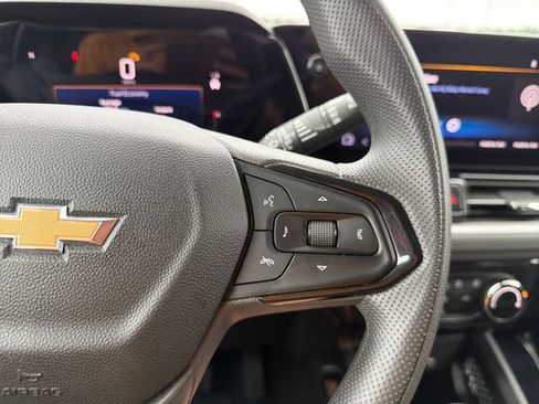 Used 2025 Chevrolet TrailBlazer LT AWD/4WD image 15