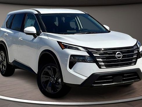 New 2026 Nissan Rogue SV w/ Cold Weather Package image 2