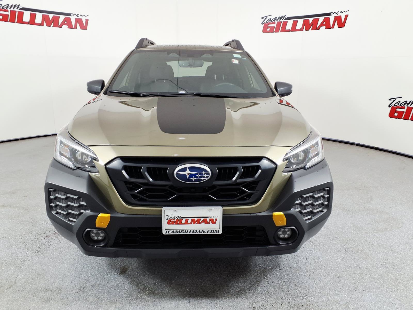 Used 2025 Subaru Outback Wilderness AWD/4WD image 2
