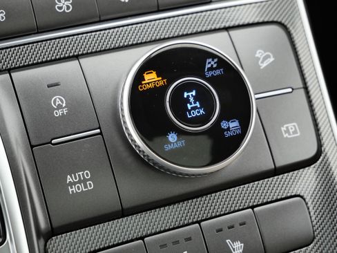 Certified 2023 Hyundai Santa Fe SEL w/ Premium Package image 30