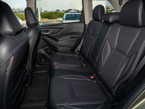 Used 2020 Subaru Forester Touring w/ Popular Package #2 image 9