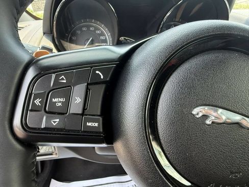 Used 2015 Jaguar F-TYPE S RWD image 13