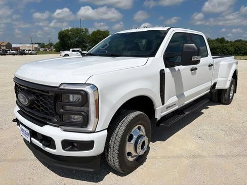 New 2026 Ford F350 XL w/ STX Appearance Package AWD/4WD image 1