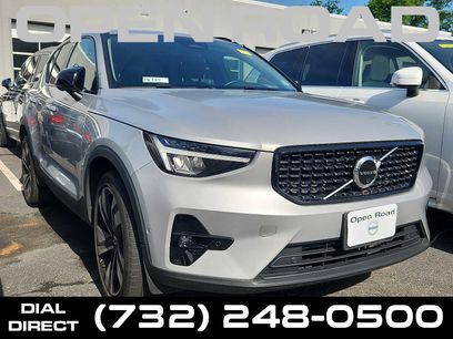 Used 2023 Volvo XC40 B5 Plus w/ Protection Package Premier
