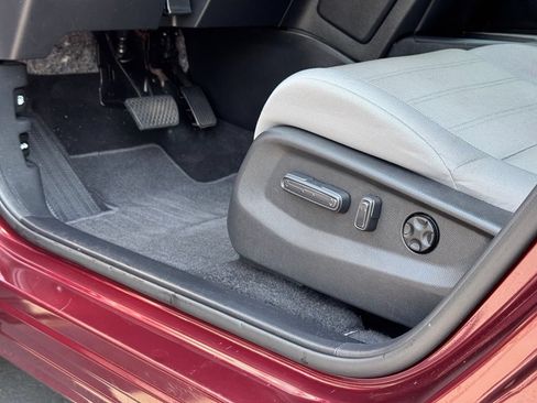 Used 2018 Honda CR-V EX image 12