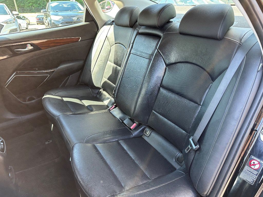 Used 2019 Kia Cadenza Premium FWD image 17