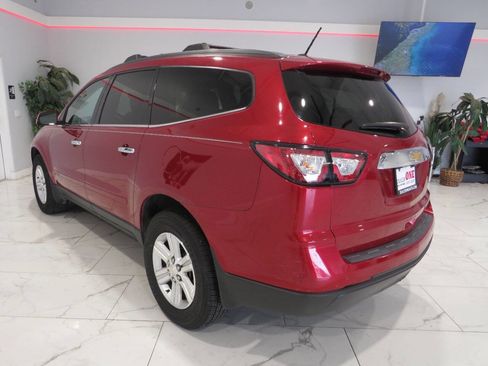 Used 2014 Chevrolet Traverse LT FWD image 6