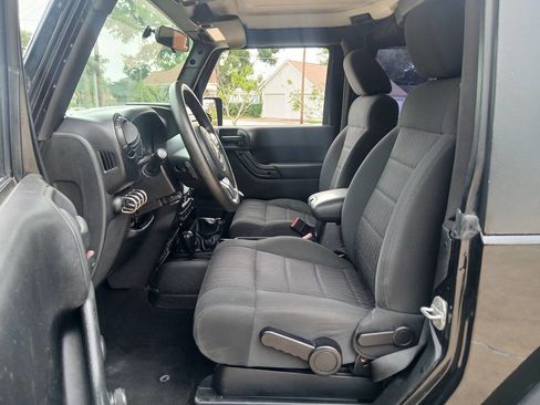 Used 2012 Jeep Wrangler Sport AWD/4WD image 5