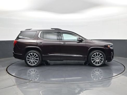 Used 2021 GMC Acadia Denali w/ Denali Ultimate Package AWD/4WD image 4