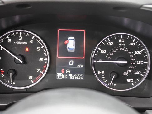 Certified 2024 Subaru Crosstrek 2.0i Premium AWD/4WD image 23