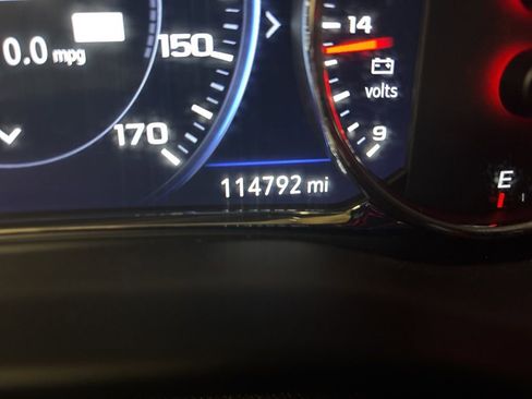 Used 2020 GMC Acadia Denali w/ Denali Ultimate Package image 10