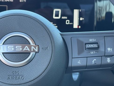 Certified 2025 Nissan Kicks SV image 20