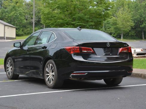 Used 2017 Acura TLX FWD image 7