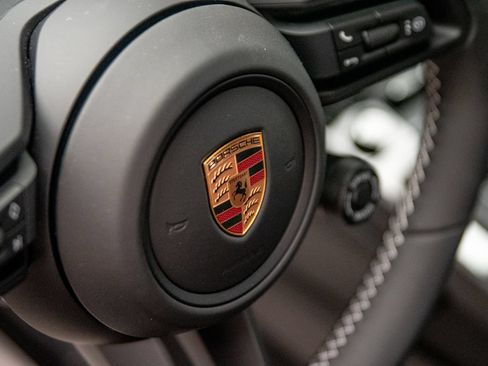 Certified 2026 Porsche 911 GT3 RWD image 24