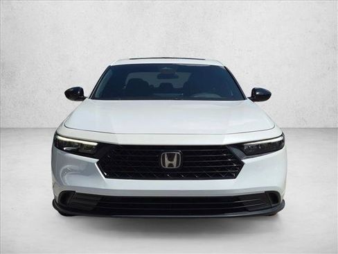 Used 2023 Honda Accord Sport image 2