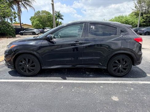 Used 2021 Honda HR-V Sport image 3