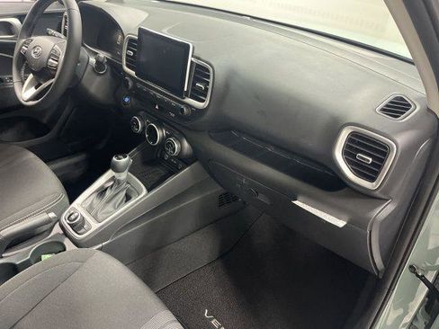 New 2026 Hyundai Venue SEL FWD image 23