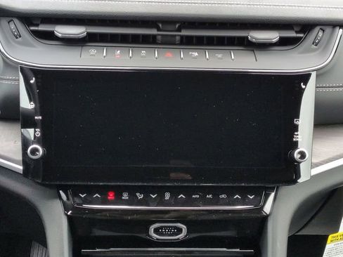 New 2026 Jeep Grand Cherokee Altitude RWD image 16