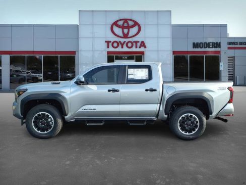 New 2025 Toyota Tacoma TRD Off-Road image 8