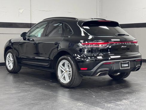 Used 2024 Porsche Macan AWD/4WD image 9