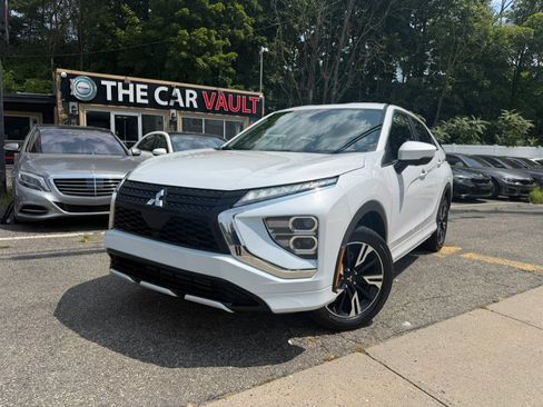 Used 2025 Mitsubishi Eclipse Cross SEL AWD/4WD image 3