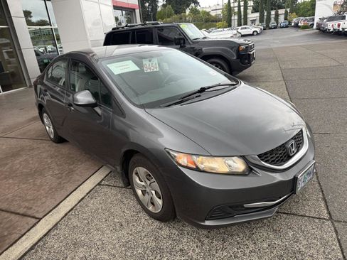 Used 2013 Honda Civic LX image 7
