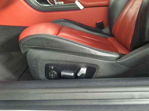 Used 2022 BMW 840i Convertible image 13