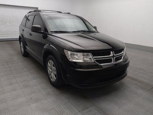 Used 2019 Dodge Journey SE image 13