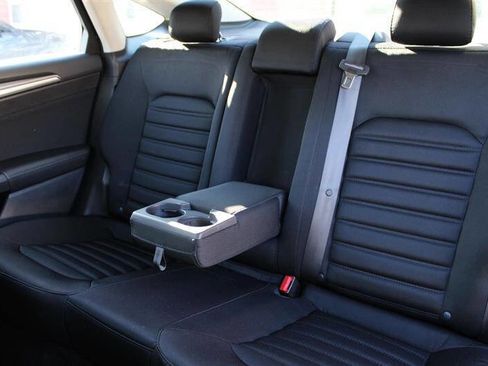 Used 2014 Ford Fusion SE image 24