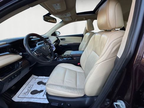 Used 2013 Toyota Avalon XLE Touring image 9