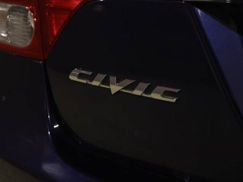 Used 2011 Honda Civic DX-VP image 15