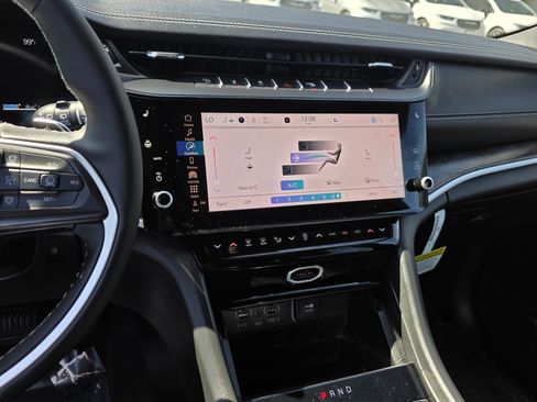 New 2026 Jeep Grand Cherokee Limited image 13